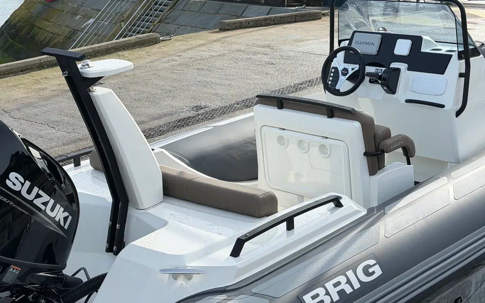 slider 2 Brig Eagle 6.7