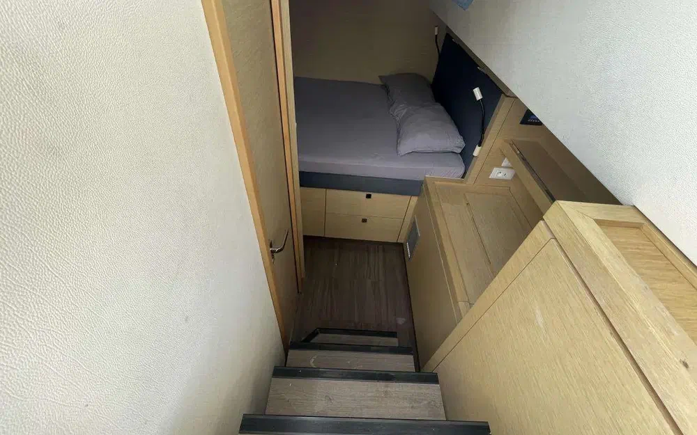 slider 42 Fountaine Pajot Saona 47