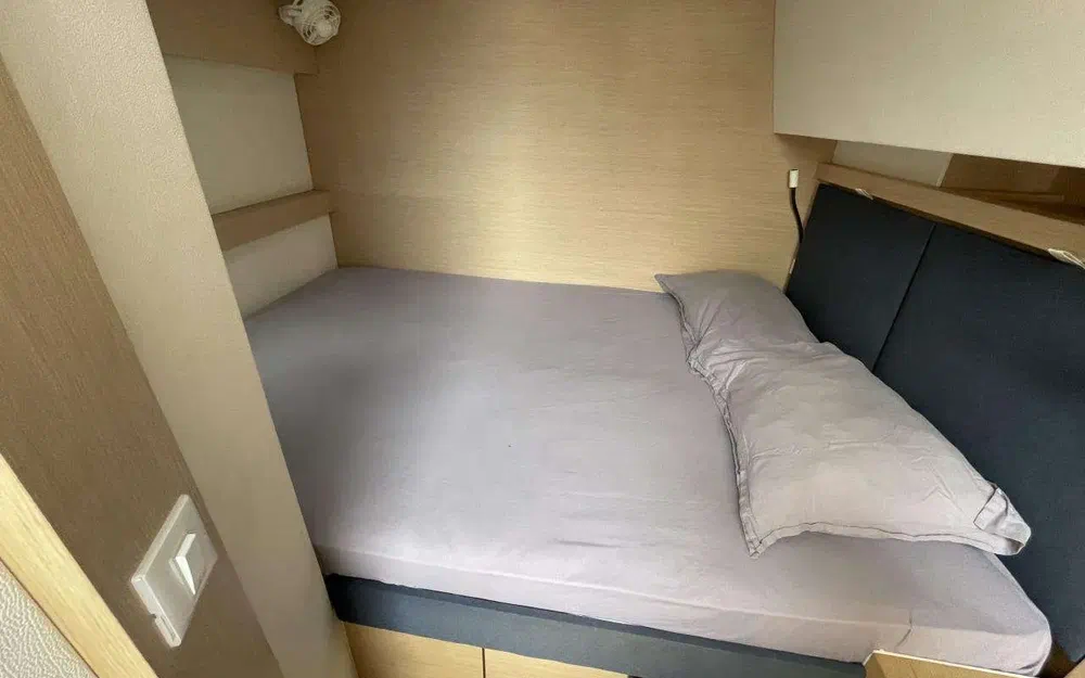 slider 43 Fountaine Pajot Saona 47