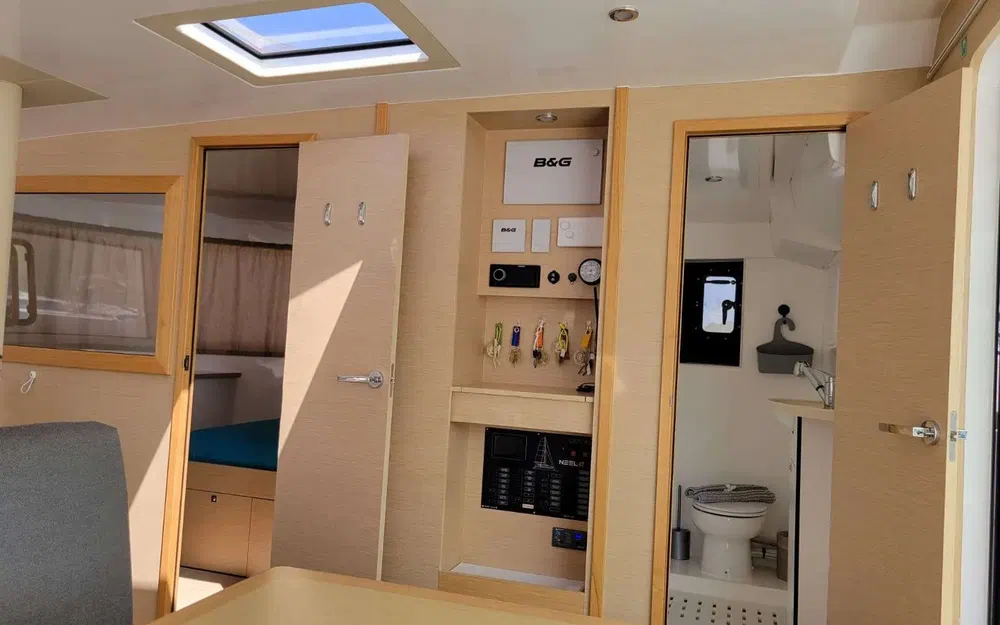 slider 11 Neel Trimarans Neel 47