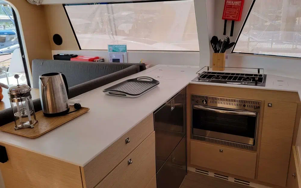 slider 16 Neel Trimarans Neel 47