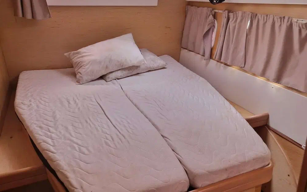 slider 20 Lagoon 421