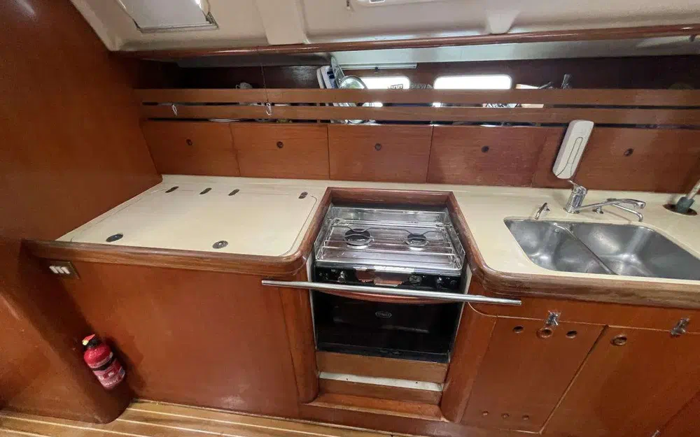 slider 13 Beneteau Oceanis 440