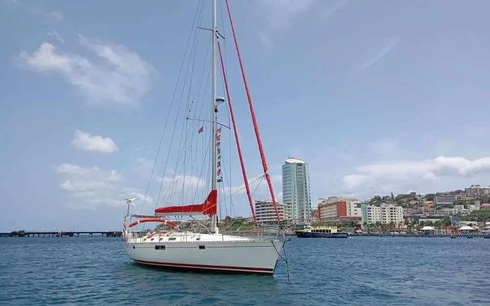 slider 1 Beneteau Oceanis 440