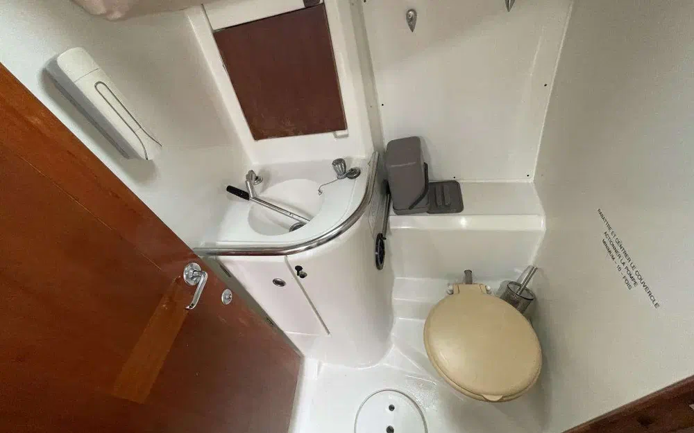 slider 21 Beneteau Oceanis 440