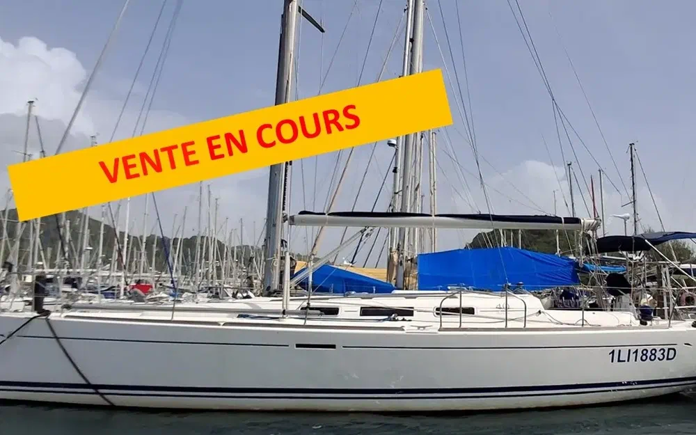 slider 0 Dufour 40 PERFORMANCE