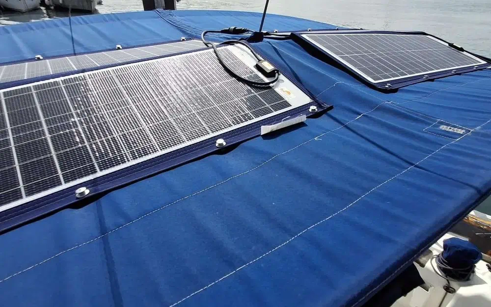 slider 3 Dufour 40 PERFORMANCE