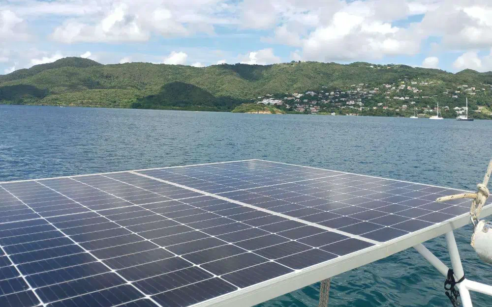 slider 9 Chantier Naval Biot Trireme 43