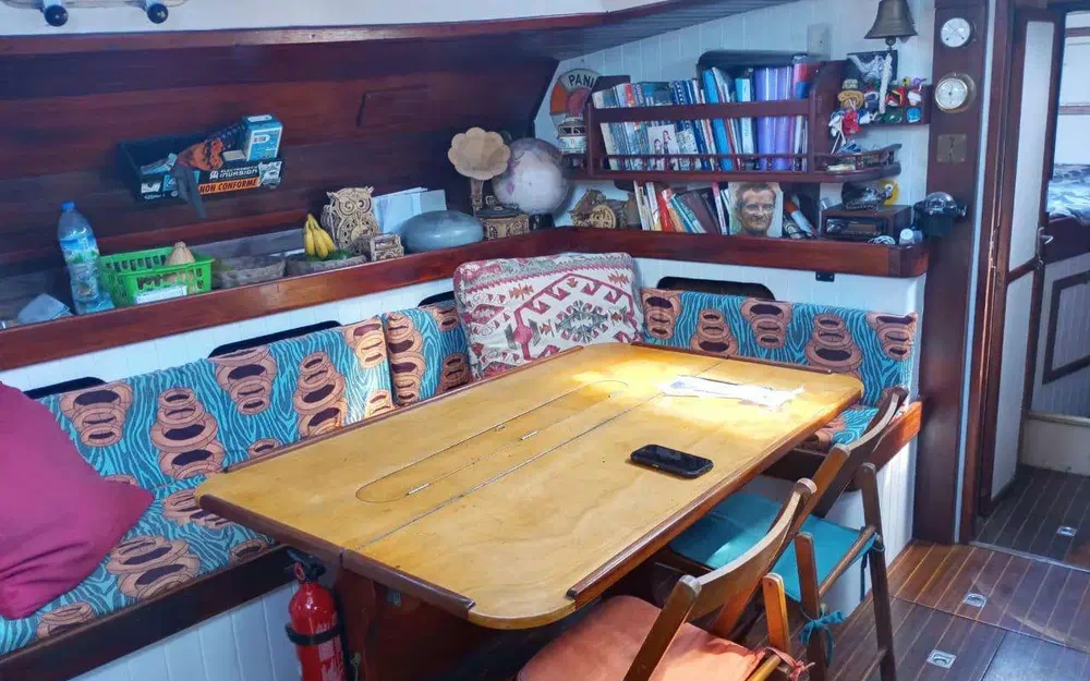 slider 11 Chantier Naval Biot Trireme 43