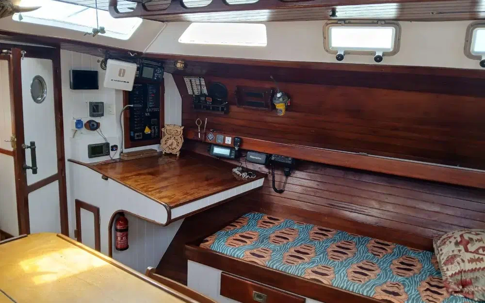 slider 13 Chantier Naval Biot Trireme 43