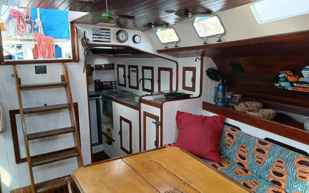 slider 17 Chantier Naval Biot Trireme 43