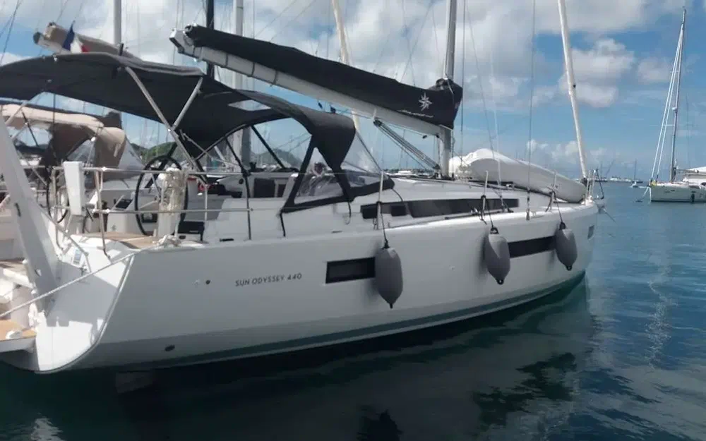 slider 2 Jeanneau Sun Odyssey 440