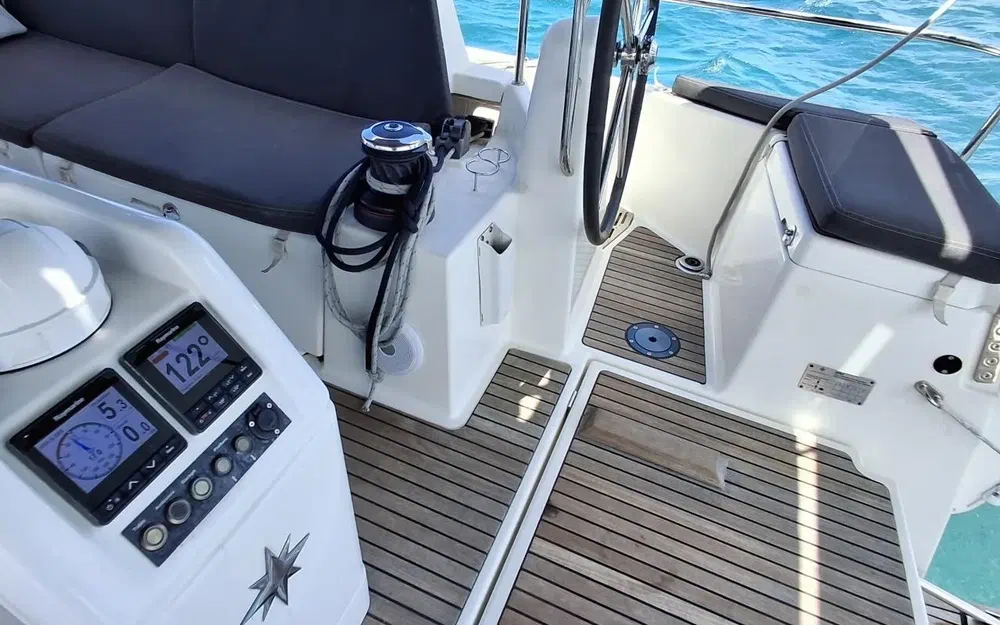 slider 5 Jeanneau Sun Odyssey 440