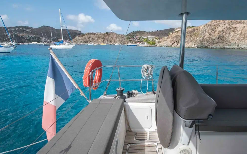 slider 11 Dufour 520 Grand Large