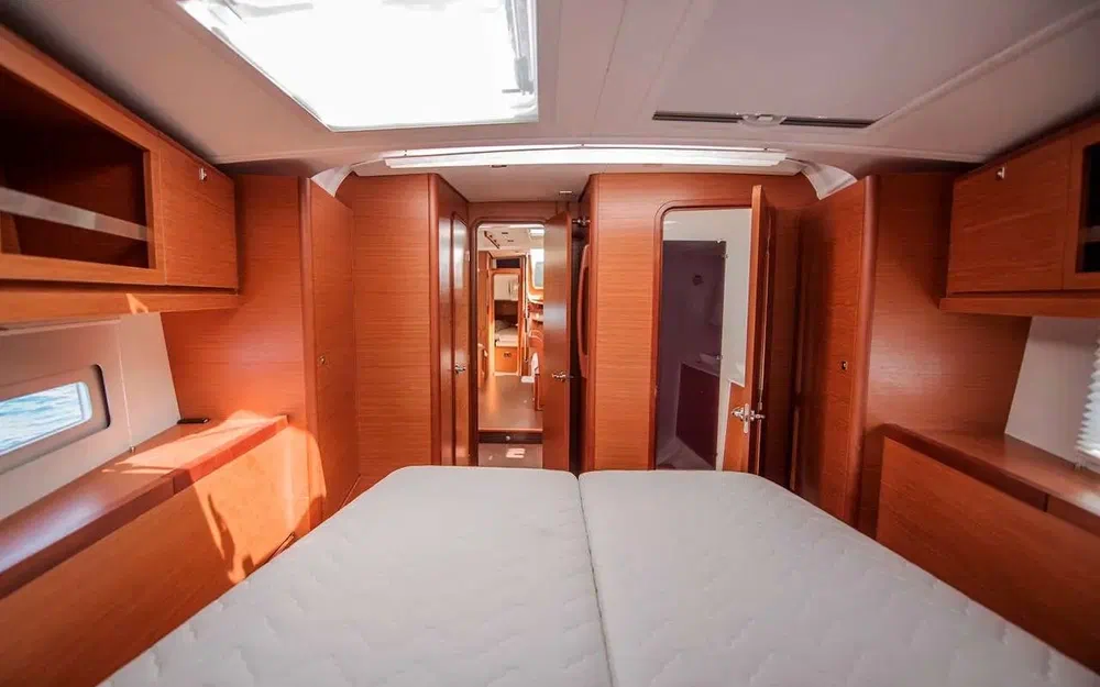 slider 28 Dufour 520 Grand Large