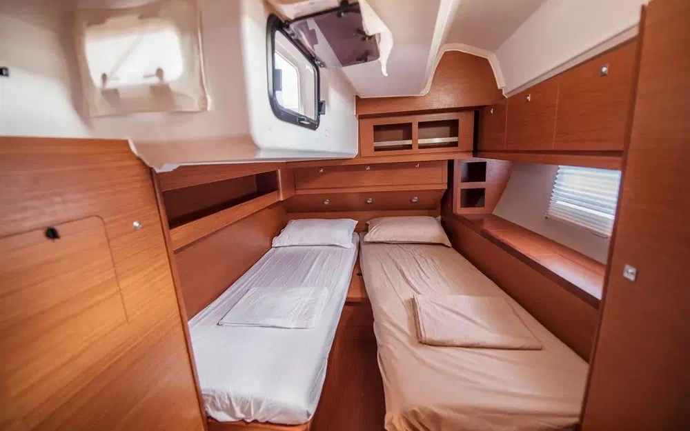 slider 29 Dufour 520 Grand Large