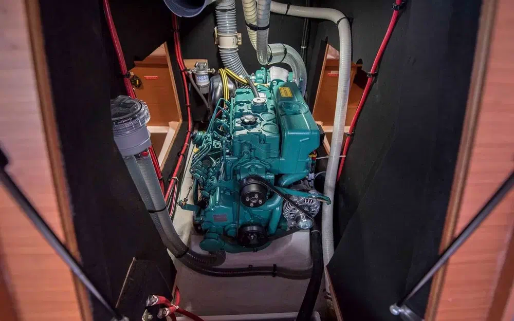 slider 33 Dufour 520 Grand Large