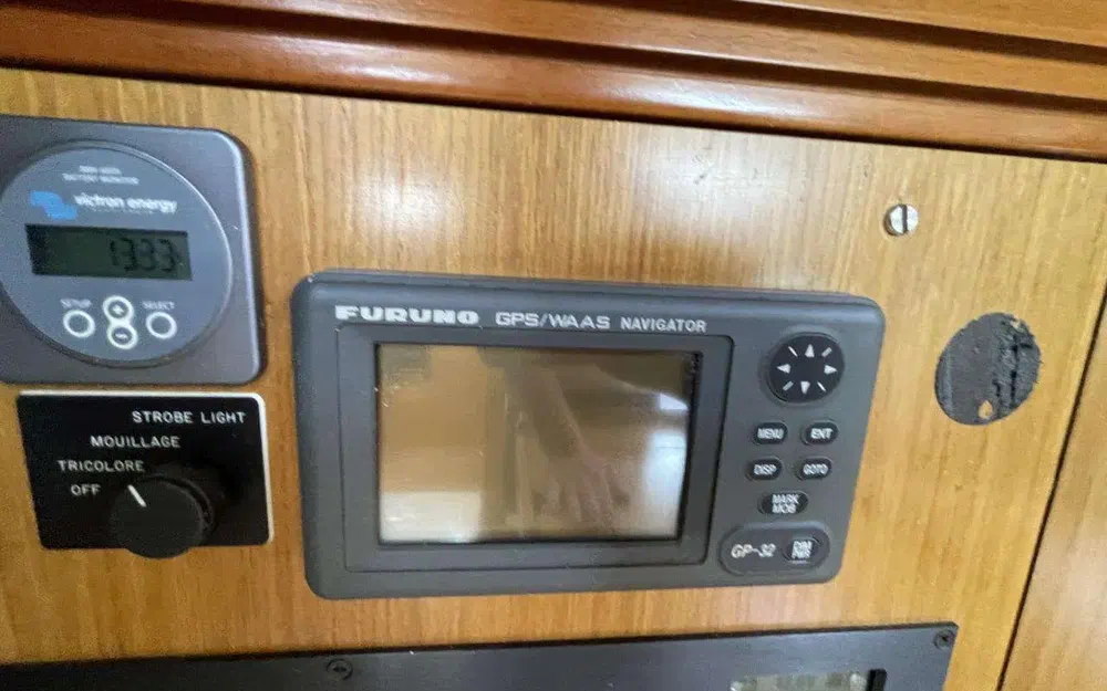 slider 13 Jeanneau Sun Odyssey 42 DS