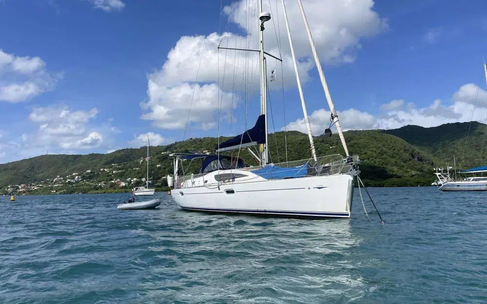 slider 1 Jeanneau Sun Odyssey 42 DS