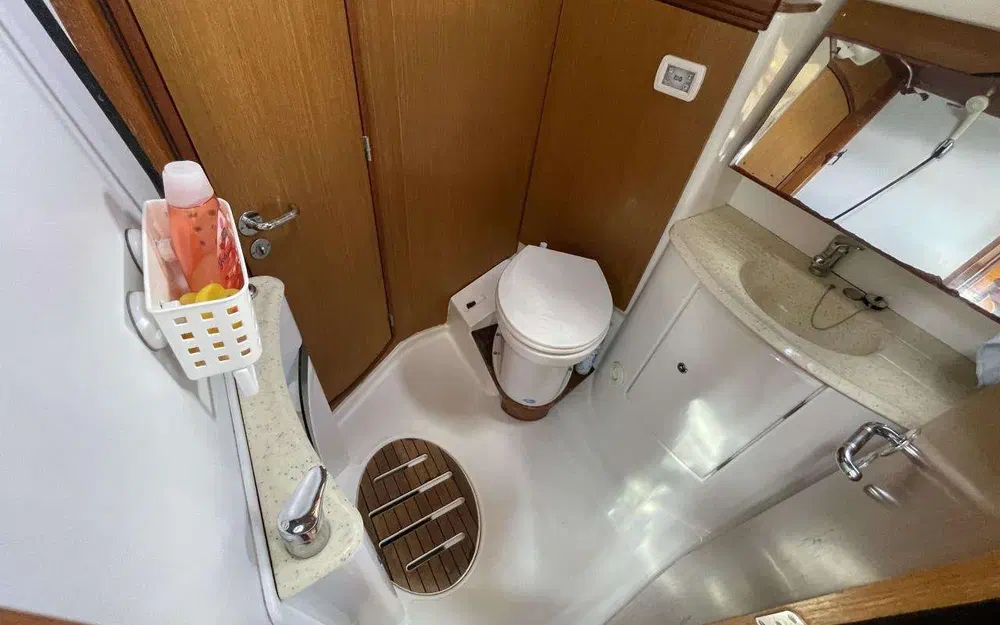 slider 21 Jeanneau Sun Odyssey 42 DS