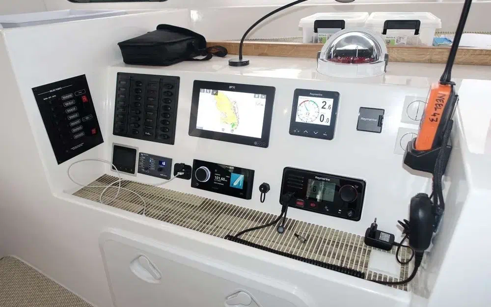 slider 26 Neel Trimarans Neel 43