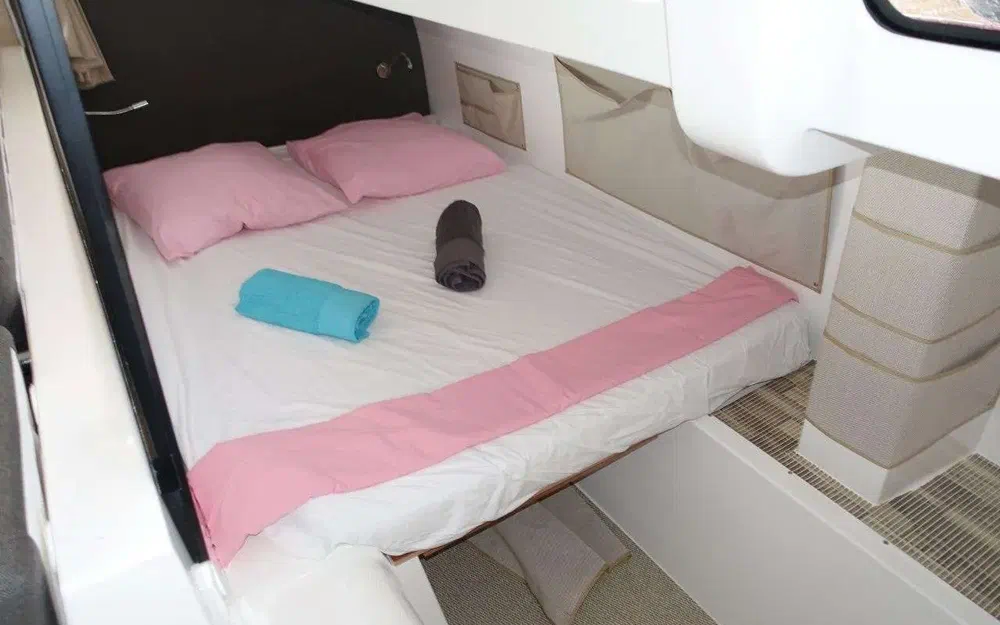 slider 28 Neel Trimarans Neel 43