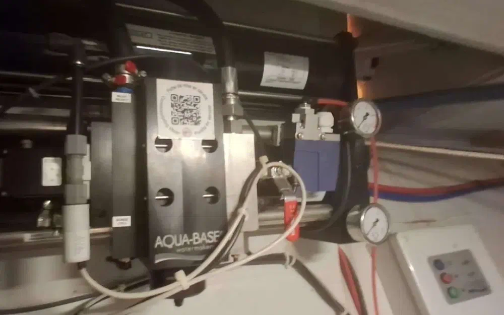 slider 32 Neel Trimarans Neel 43