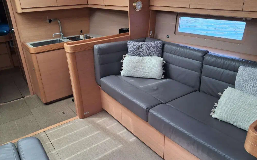 slider 18 Dufour 500 Grand Large