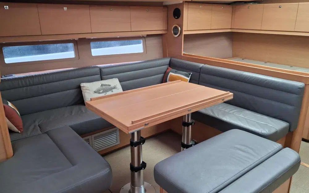 slider 22 Dufour 500 Grand Large