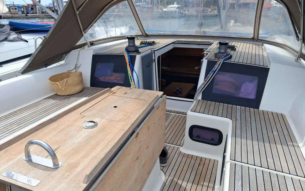 slider 4 Dufour 500 Grand Large