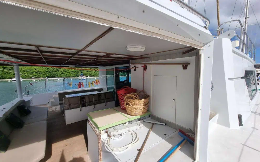 slider 6 Squalt Marine International CK64