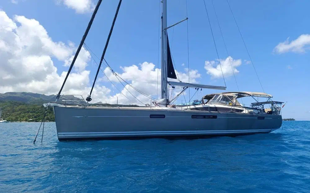 slider 1 Jeanneau 57