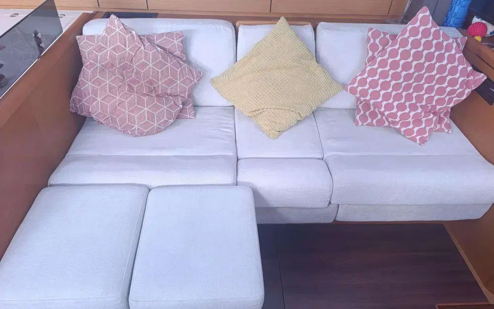 slider 33 Jeanneau 57