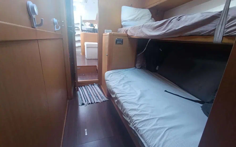 slider 37 Jeanneau 57