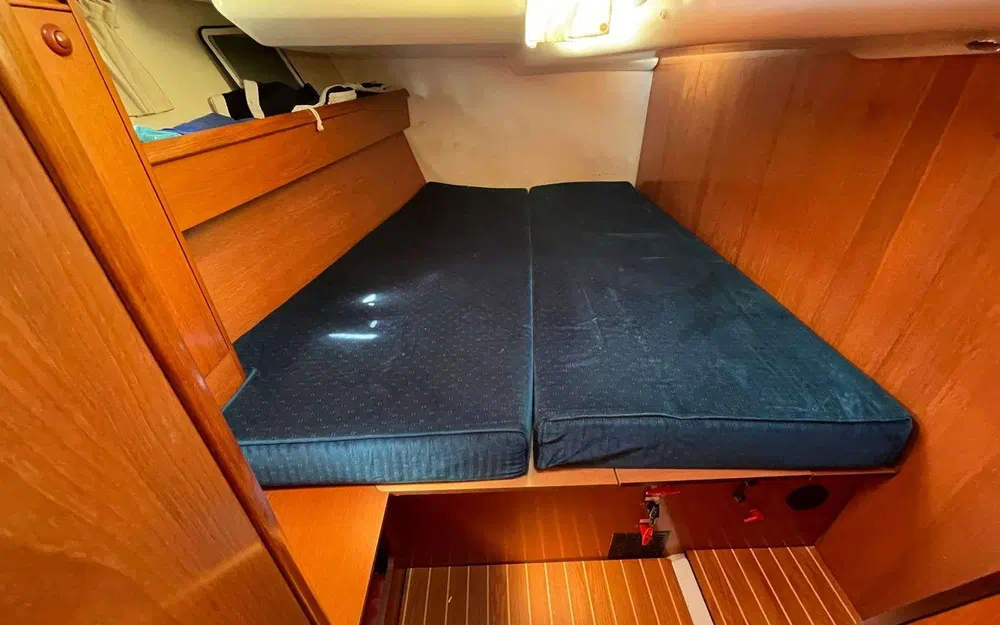 slider 17 Jeanneau Sun Odyssey 45