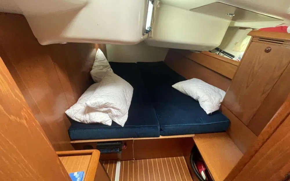 slider 19 Jeanneau Sun Odyssey 45