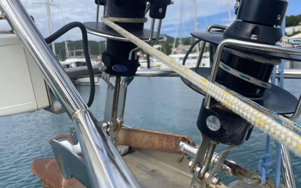 slider 6 Jeanneau Sun Odyssey 45