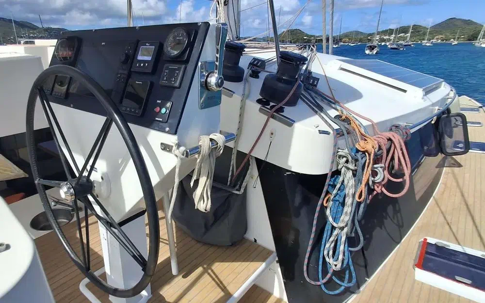 slider 6 Neel Trimarans Neel 51