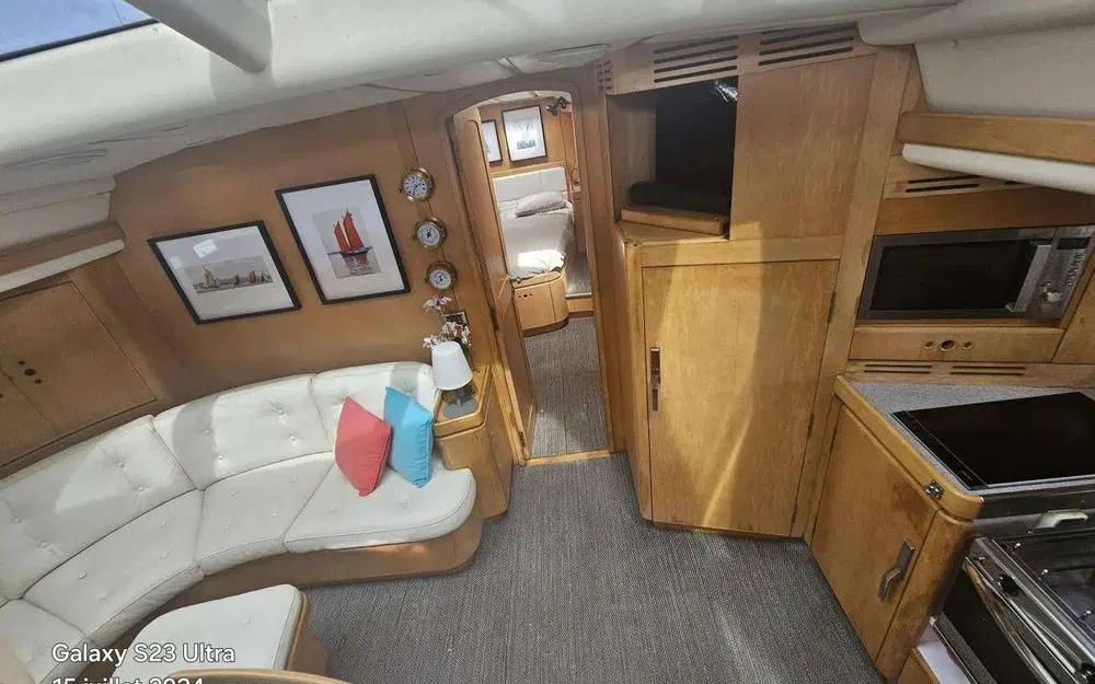 slider 29 Wauquiez Pilot Saloon 60