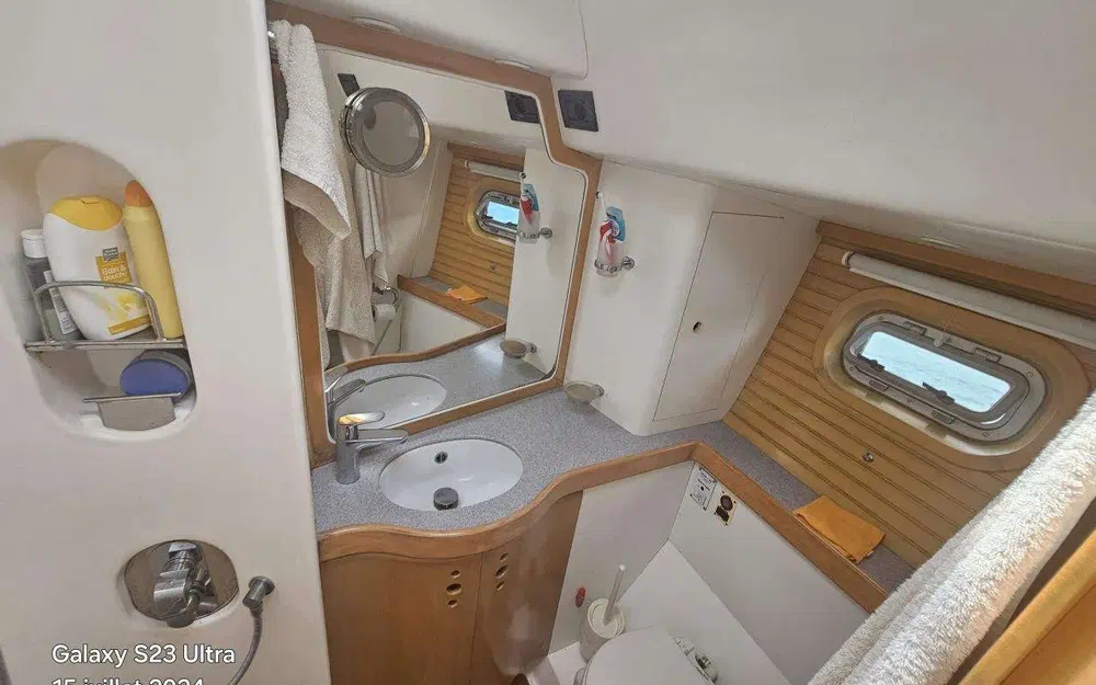 slider 33 Wauquiez Pilot Saloon 60