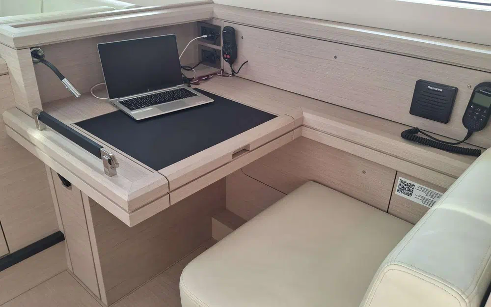 slider 15 Jeanneau 65