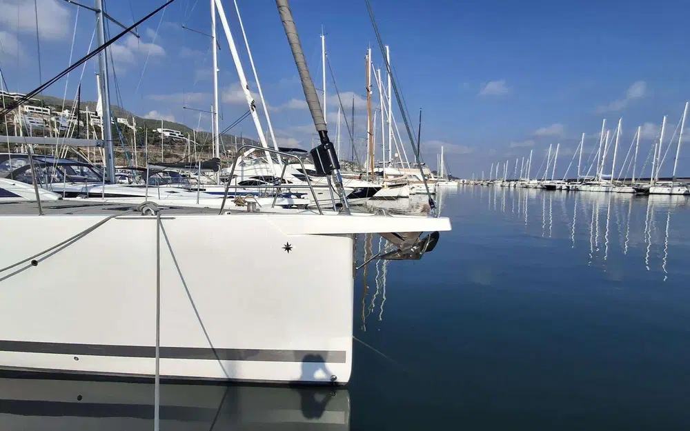 slider 1 Jeanneau 65