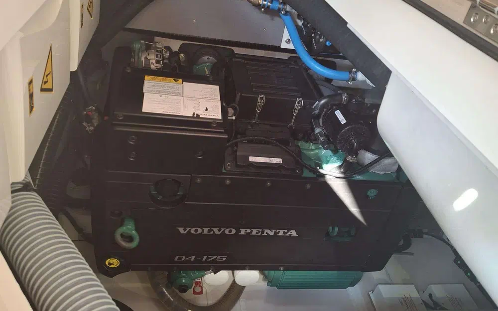 slider 23 Jeanneau 65