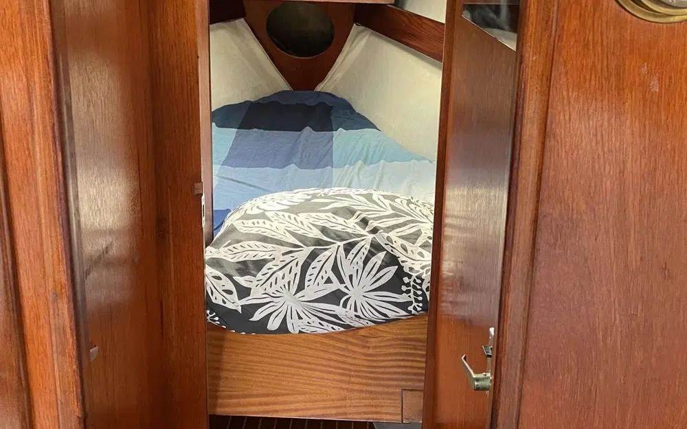 slider 15 Beneteau First 38