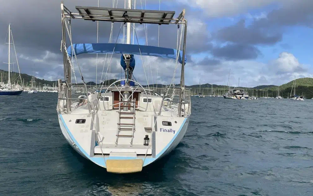 slider 2 Beneteau First 38