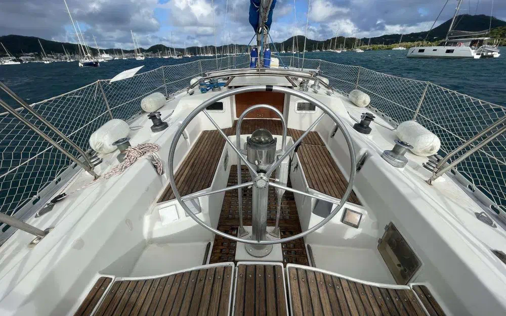 slider 3 Beneteau First 38