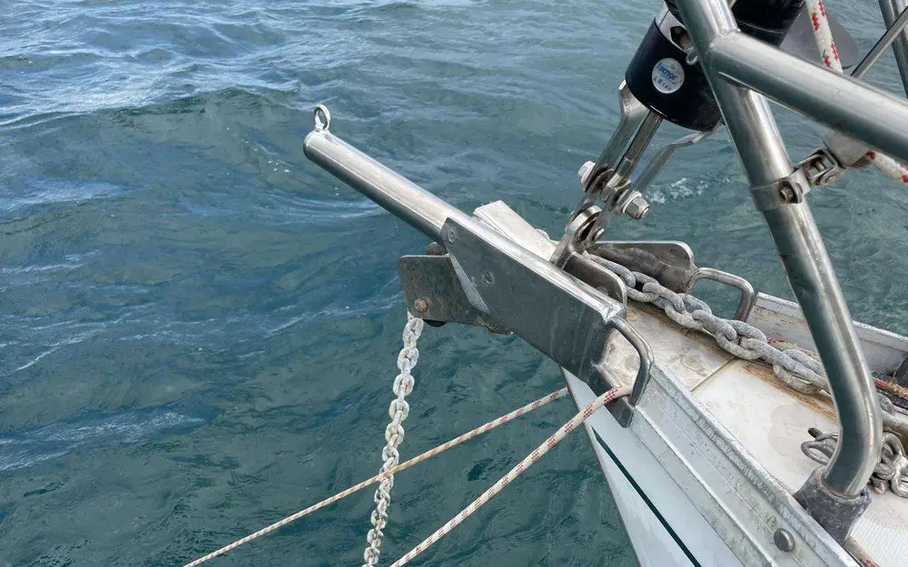 slider 7 Beneteau First 38