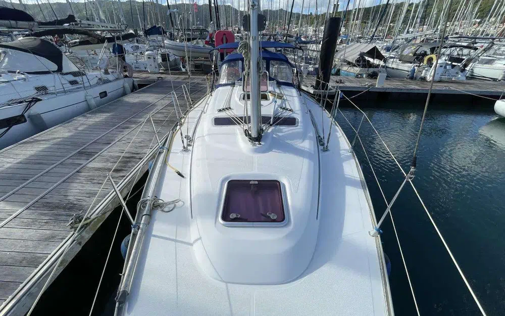 slider 11 Bavaria 33 Cruiser