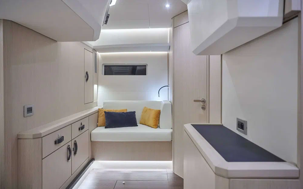 slider 17 Jeanneau 60