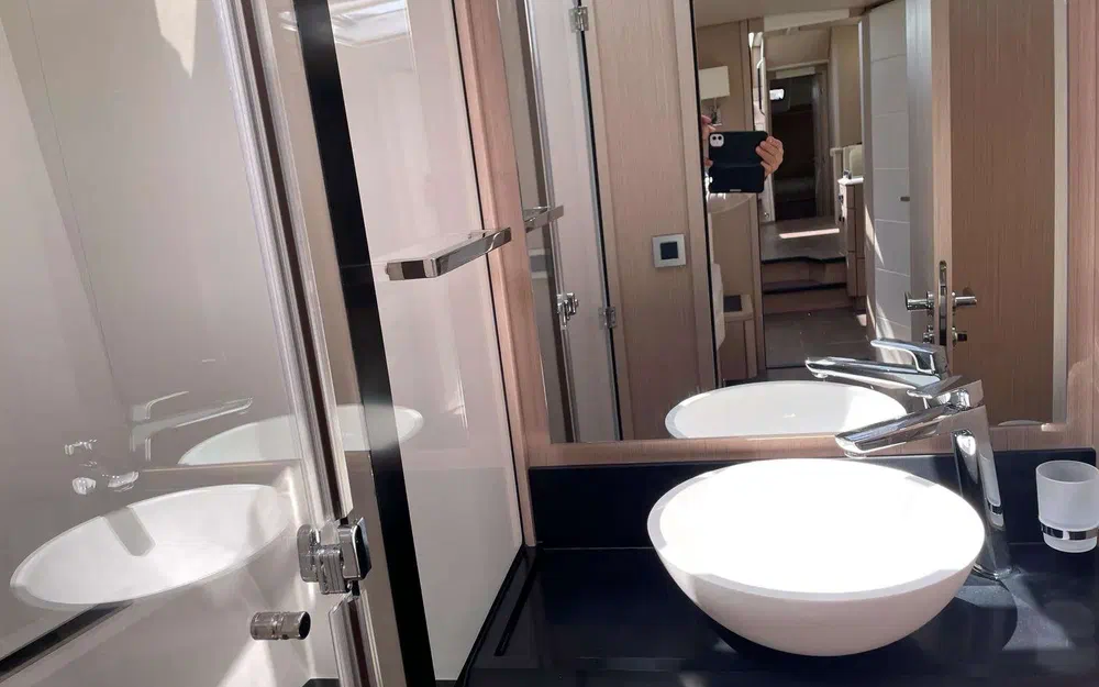 slider 10 Jeanneau 60